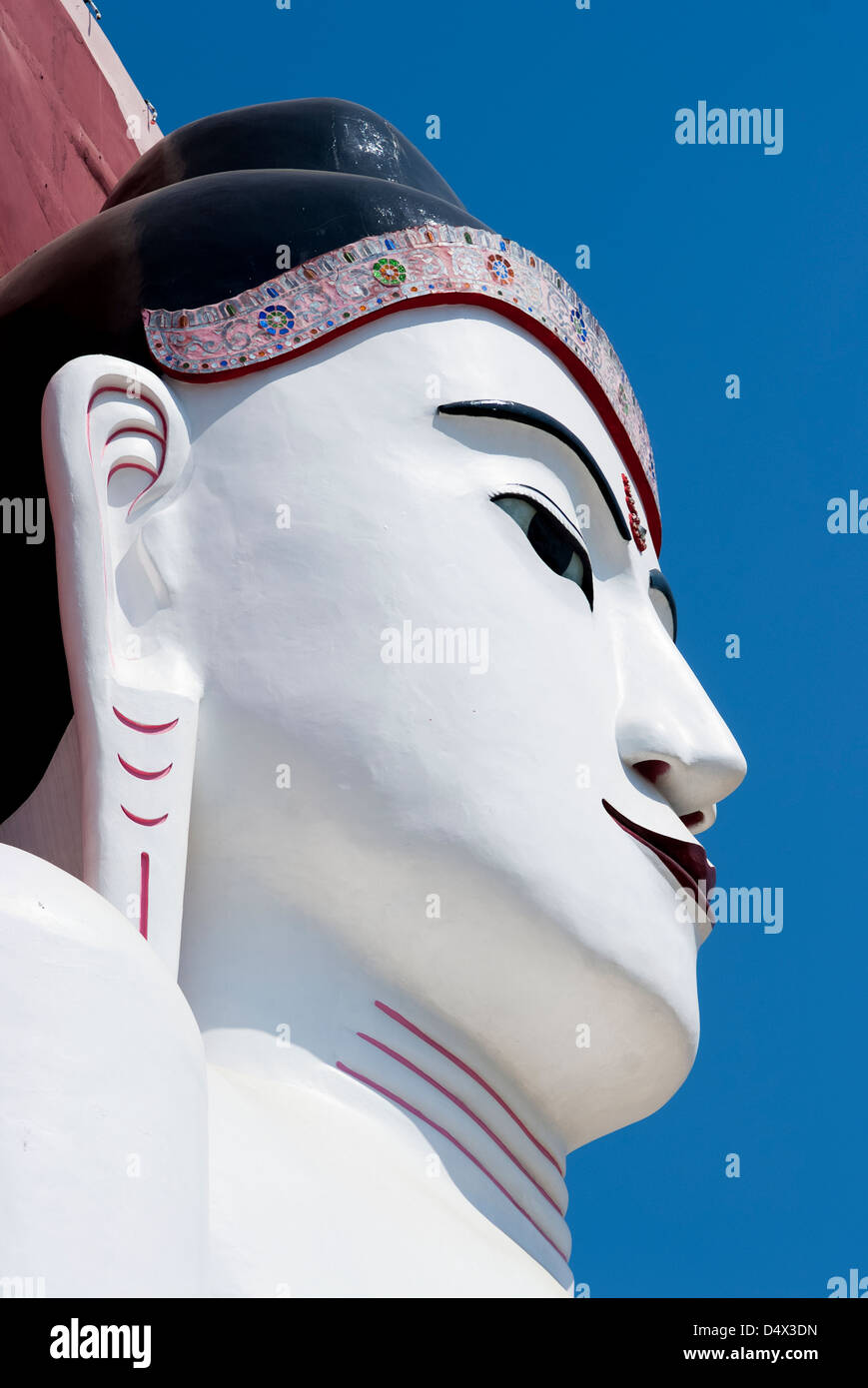 Bouddha kyaikpun close up, Bago, myanmar Banque D'Images