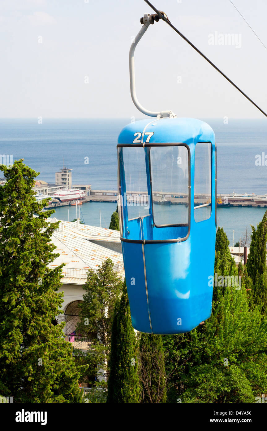 Stand vide sur un petit chemin de corde à Yalta, Crimée, Ukraine Banque D'Images