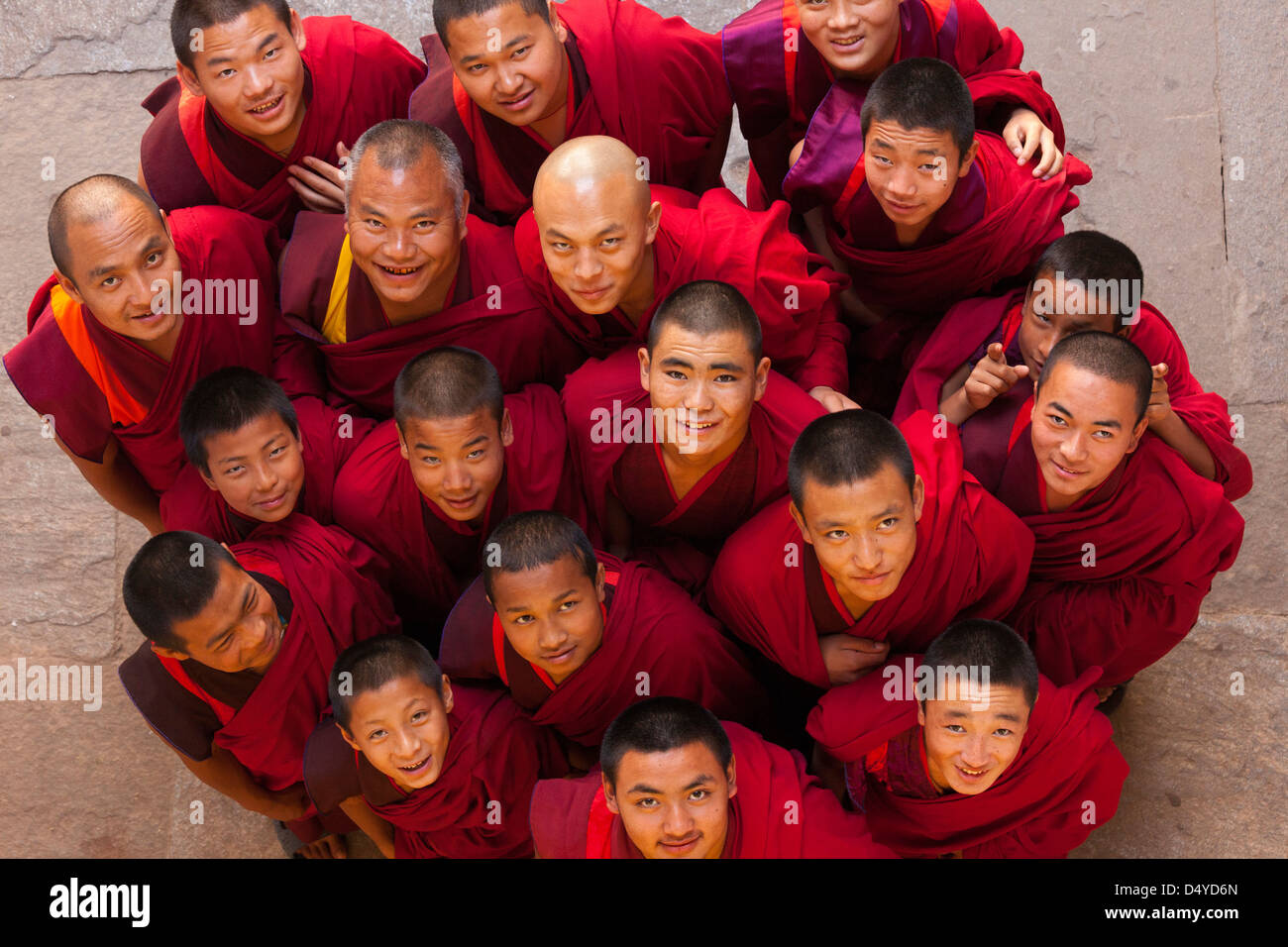 Monks, vallée de Paro, Bhoutan Banque D'Images