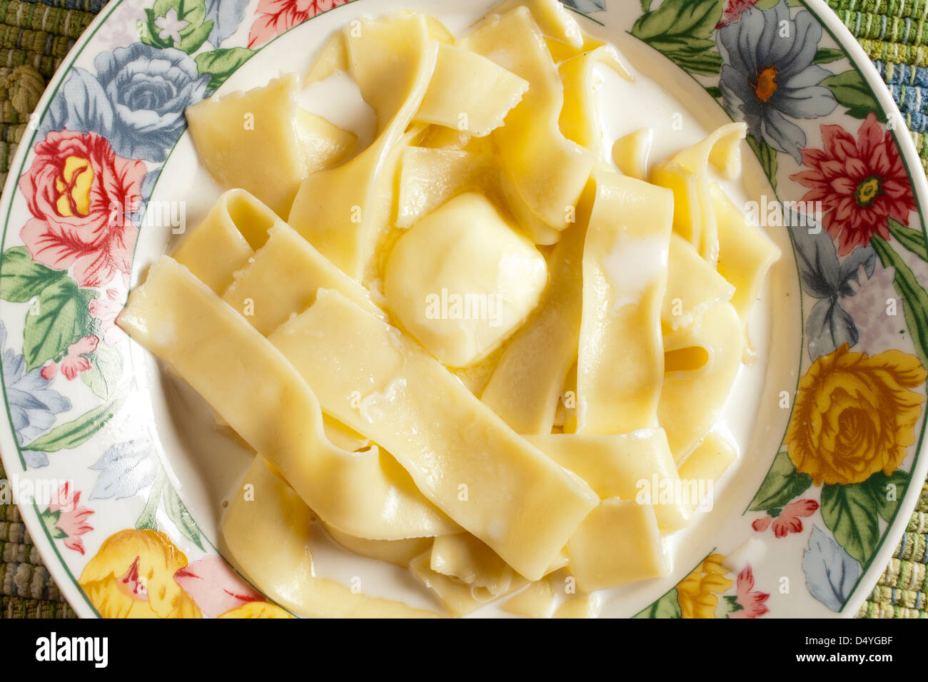 Melksynsels sud-africain : sweet nouilles cuites dans le lait Banque D'Images