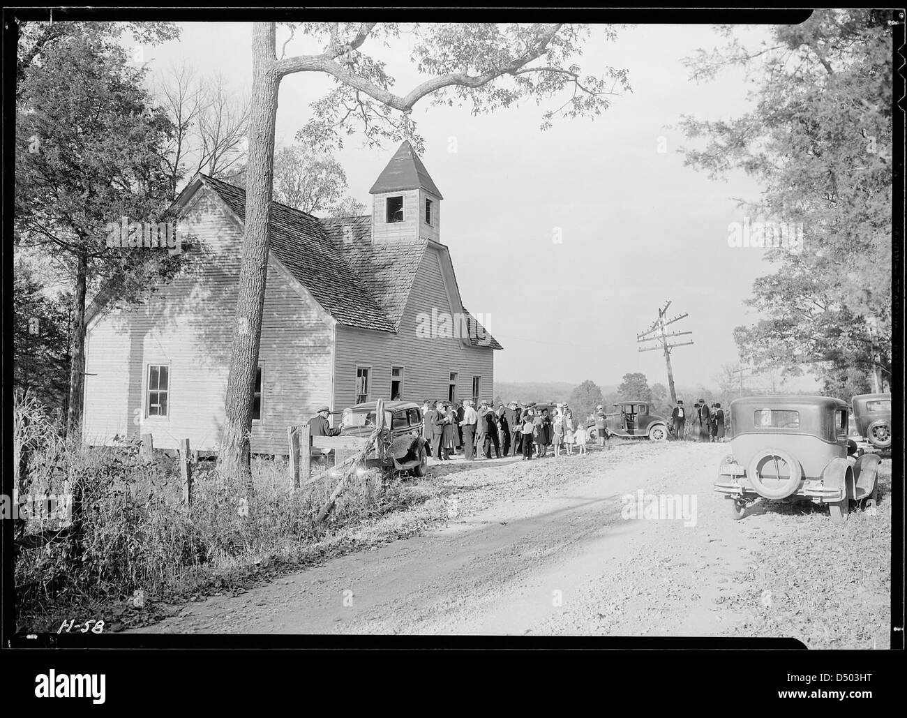 Une petite église de campagne, Sharps Station M.E. Church, près de Loyston, Tennessee. Cette église sera submergée par les eaux du réservoir du barrage de Norris, octobre 1933 Banque D'Images