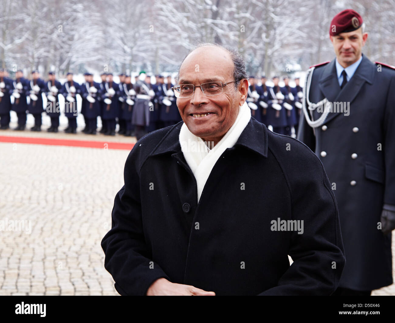 Berlin, Allemagne. 21 mars 2013. Moncef Marzouki, Président de la Tunisie, sur la photo à Berlin. / Berlin, 21 mars, 3013. Moncef Marzouki, Président de la Tunisie a été reçu avec les honneurs militaires par le Président Joachin Gauck de l'allemand au château de Bellevue à Berlin. Le président Moncef Marzouki est à Berlin pour parler de la situation politique en Tunisie et en Afrique du Nord, en particulier au Mali. Credit : Reynaldo Chaib Paganelli / Alamy Live News Banque D'Images