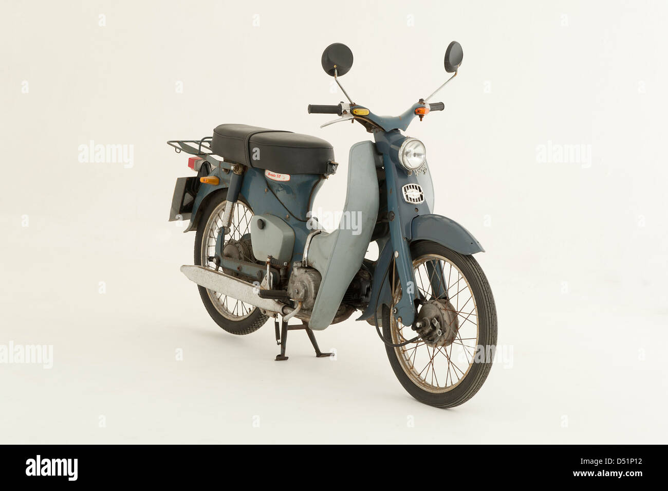 1964 Honda C50 scooter Banque D'Images
