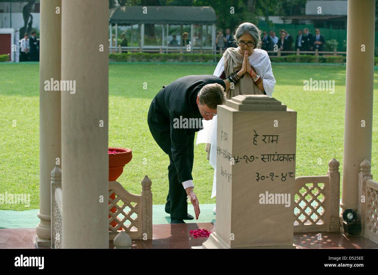 Le ministre des Affaires étrangères allemand Guido Westerwelle visites Gandhi Smriti à New Delhi, Inde, 19 octobre 2010. Photo : SOEREN STACHE Banque D'Images