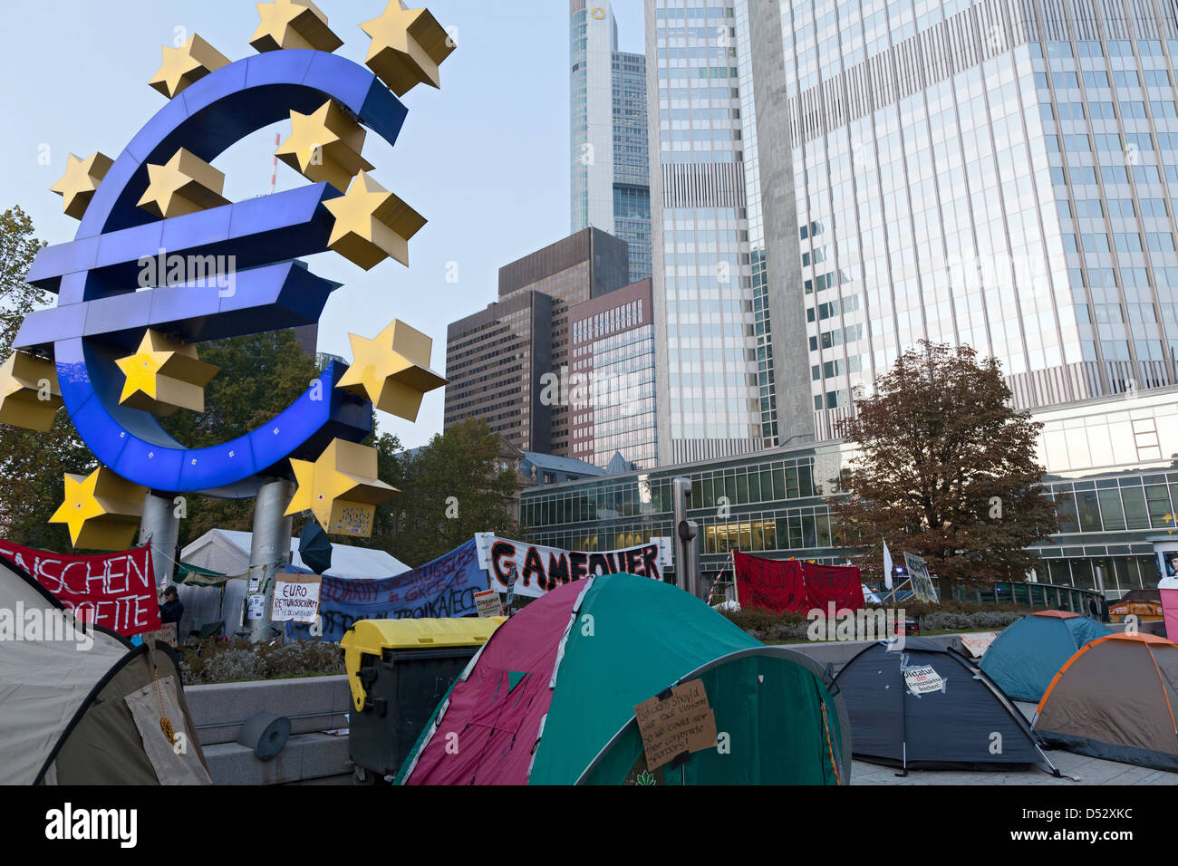 Frankfurt am Main, Allemagne, les partisans du mouvement Occupy le démontrer en dehors de la BCE Banque D'Images