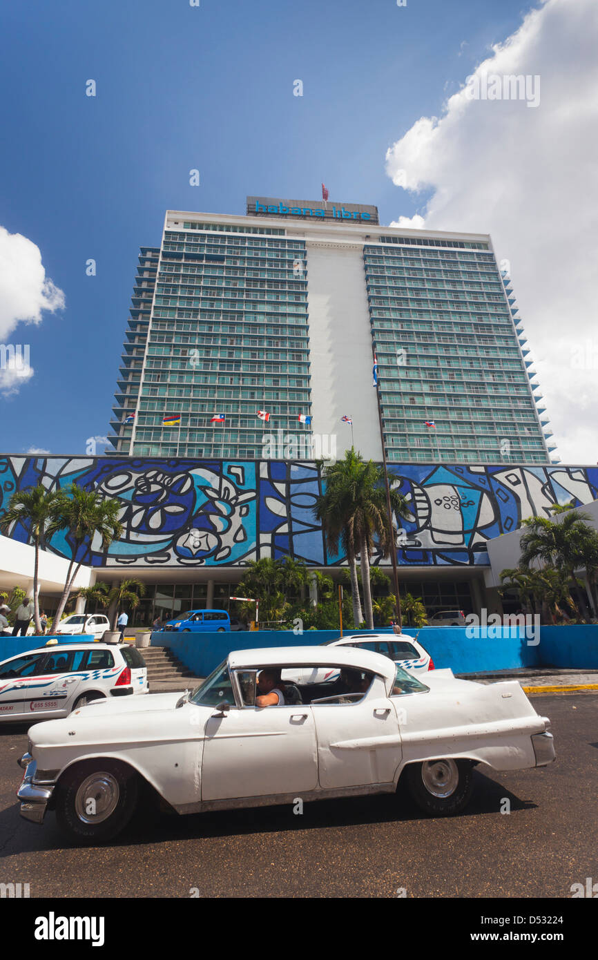 Cuba, La Havane, Vedado, l'hôtel Habana Libre , anciennement le Havana Hilton, extérieur Banque D'Images