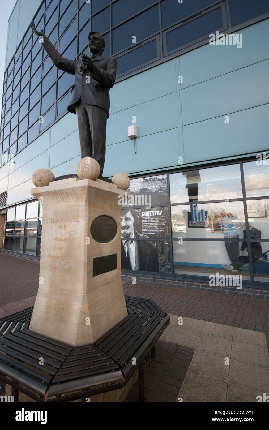 Jimmy Hill Statue en bronze Ricoh Arena Coventry Banque D'Images