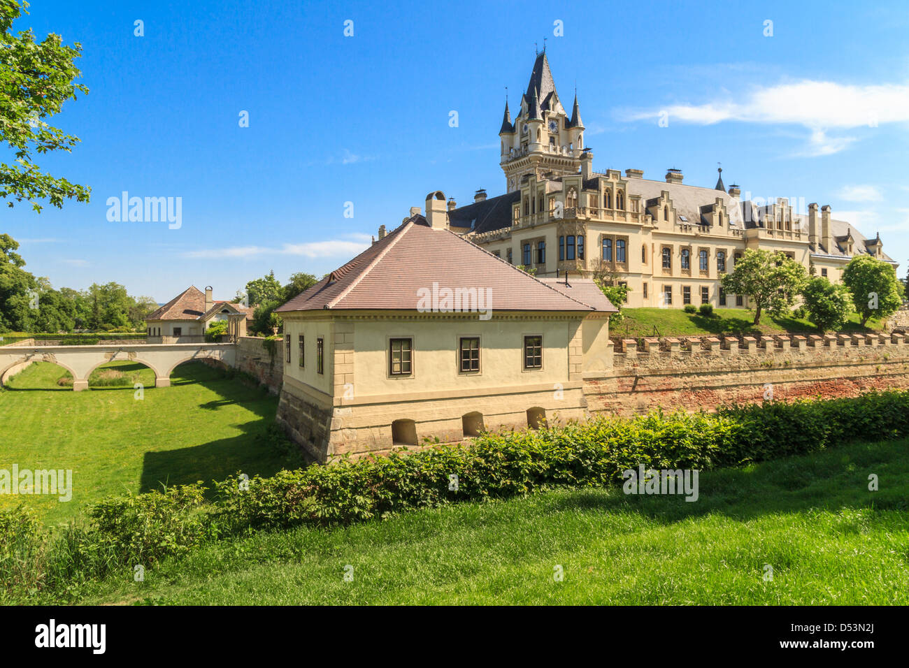 Le Château de Grafenegg (style historicisme romantique) près de Vienne, Basse-Autriche Banque D'Images