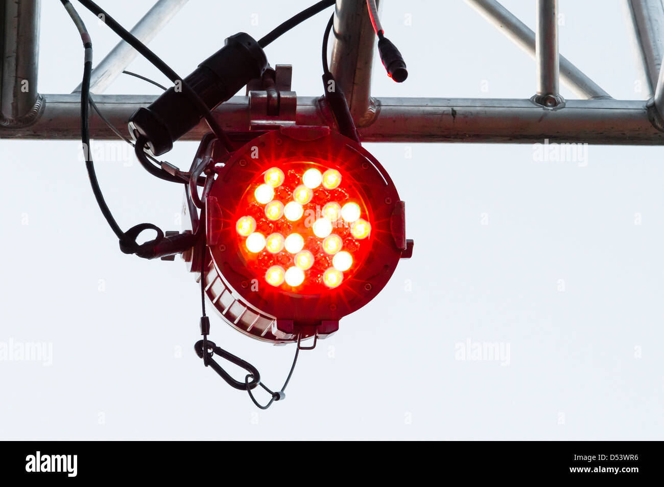 Avec le feu rouge stade truss Banque D'Images