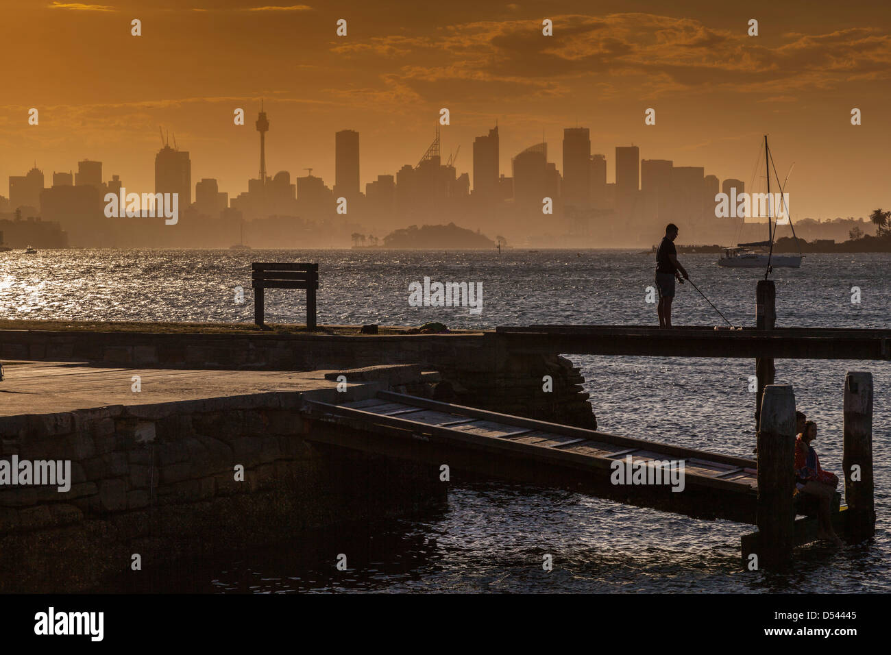 Sydney skyline at sunset, New South Wales, Australie Banque D'Images