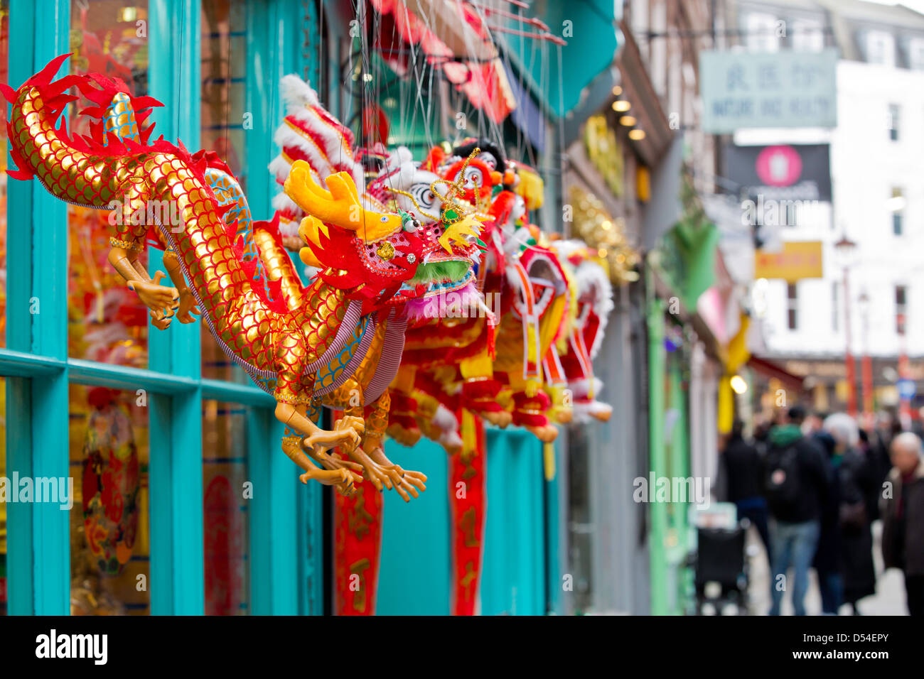 Shopping in Chinatown, Londres, Royaume-Uni Banque D'Images