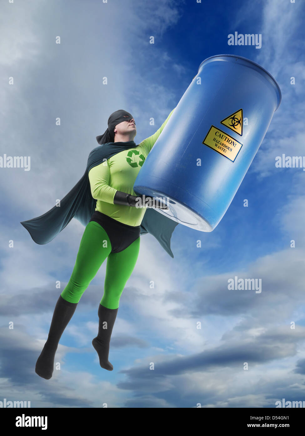 En super-héros Eco conteneur bleu contenant des déchets dangereux de la terre haute Banque D'Images