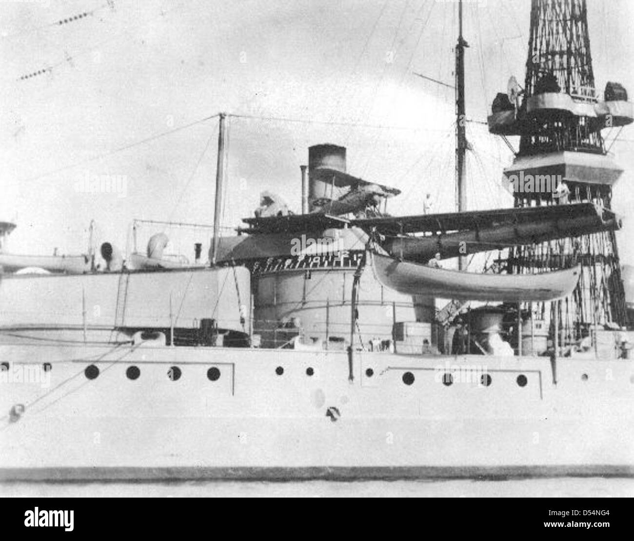 L'USS Arizona (BB-39) était un cuirassé de la classe Pennsylvania qui joua un rôle clé dans l'attaque de Pearl Harbor. Le mémorial du navire honore les vies perdues lors de l'attaque, symbolisant les sacrifices consentis dans l'histoire navale. Banque D'Images