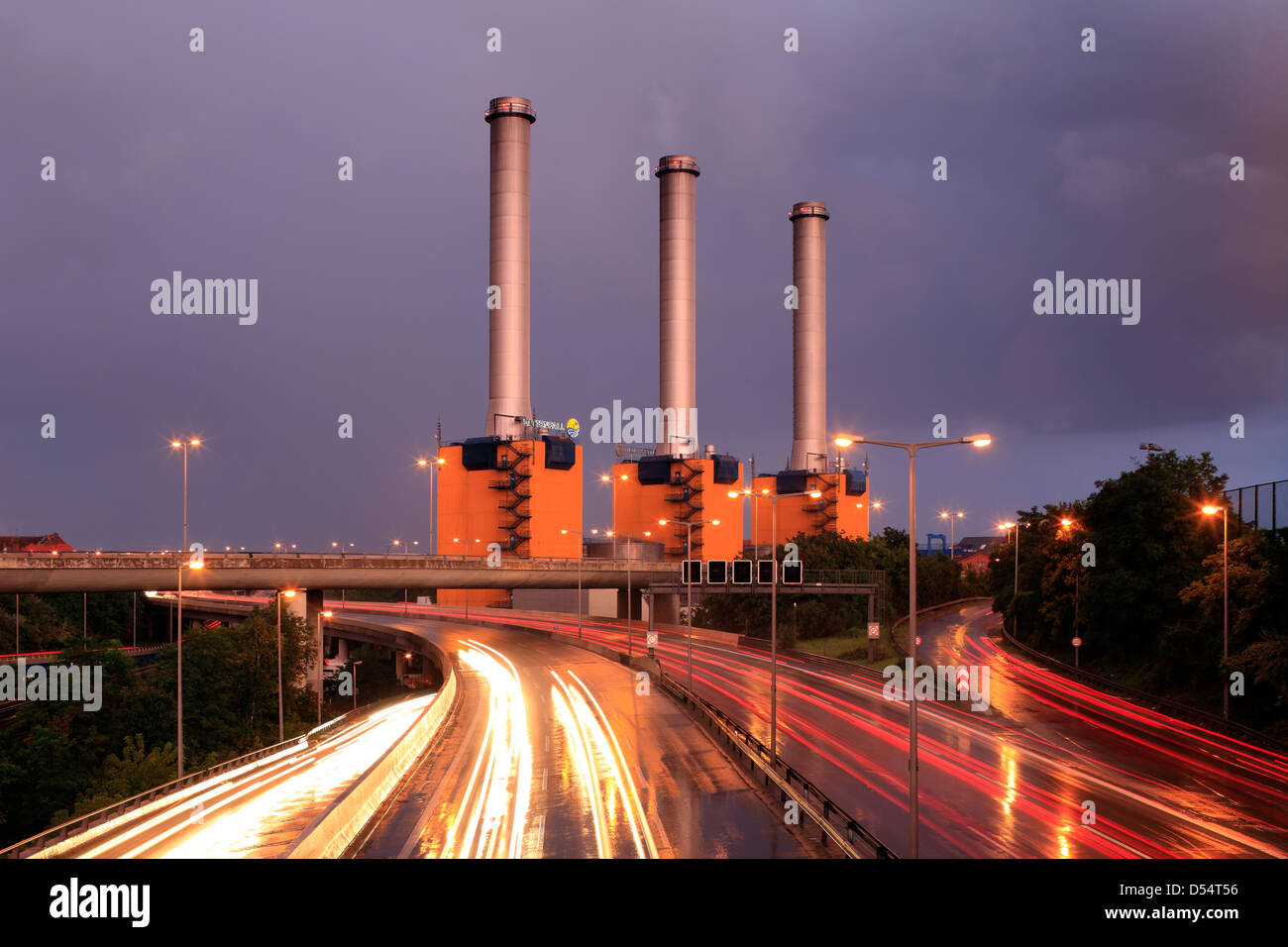 Berlin, Allemagne, la Stadautobahn pluie sur un 100 et le CHP Wilmersdorf Banque D'Images