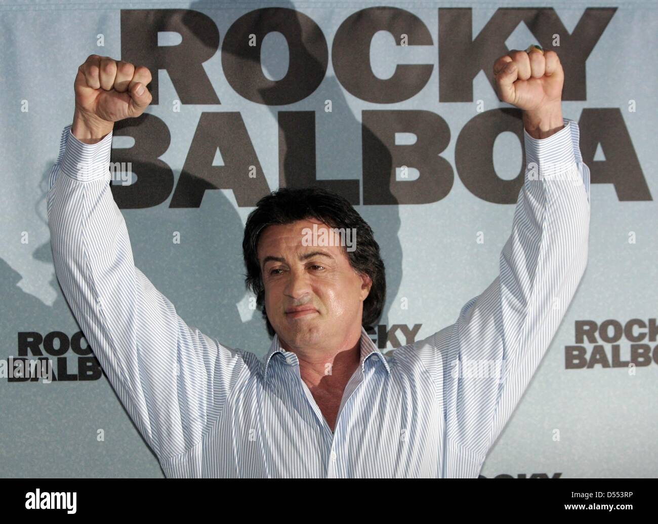 Sylvester Stallone présente son film "Rocky Balboa 6' dans l'hôtel Hyatt à  Cologne Photo Stock - Alamy