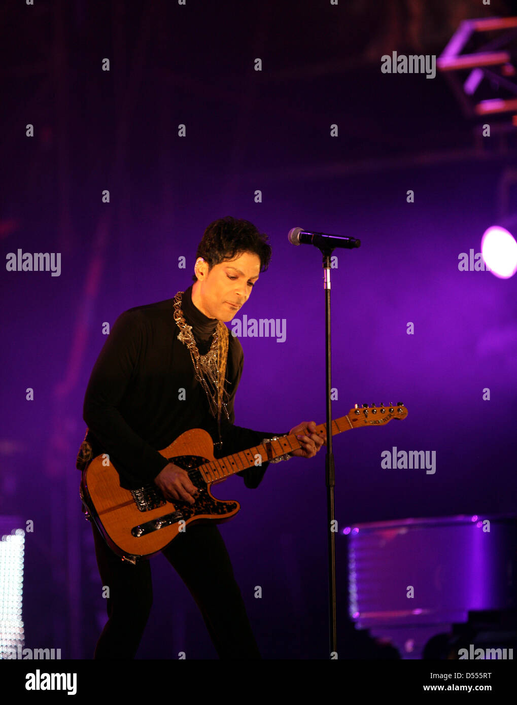 Le rock/ pop/ musicien funk Prince en concert au Sziget Festival annuel à Budapest, Hongrie, le Mardi, Août 9, 2011. Banque D'Images