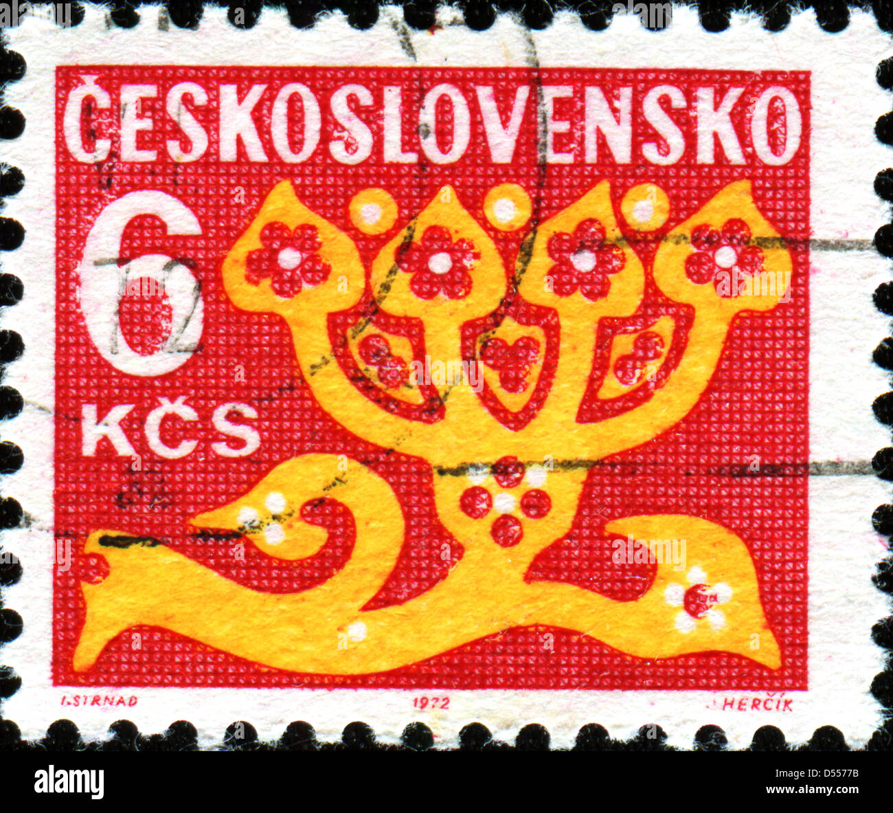 La Tchécoslovaquie - circa 1972 : timbre imprimé en Tchécoslovaquie, plante stylisée montre vers 1972 Banque D'Images