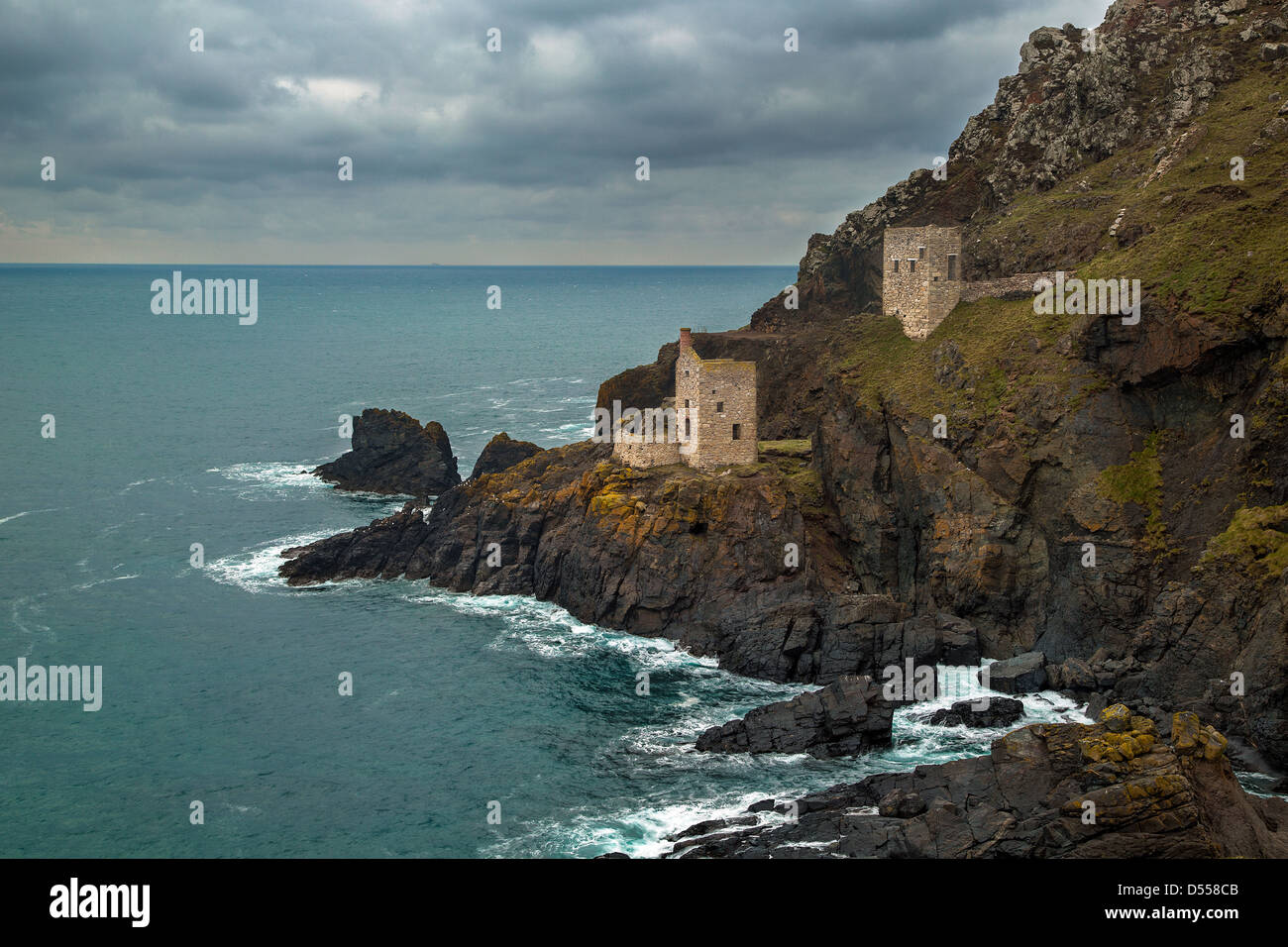 Moteur 2 maisons sur les falaises de Cornwall, Botallack Banque D'Images