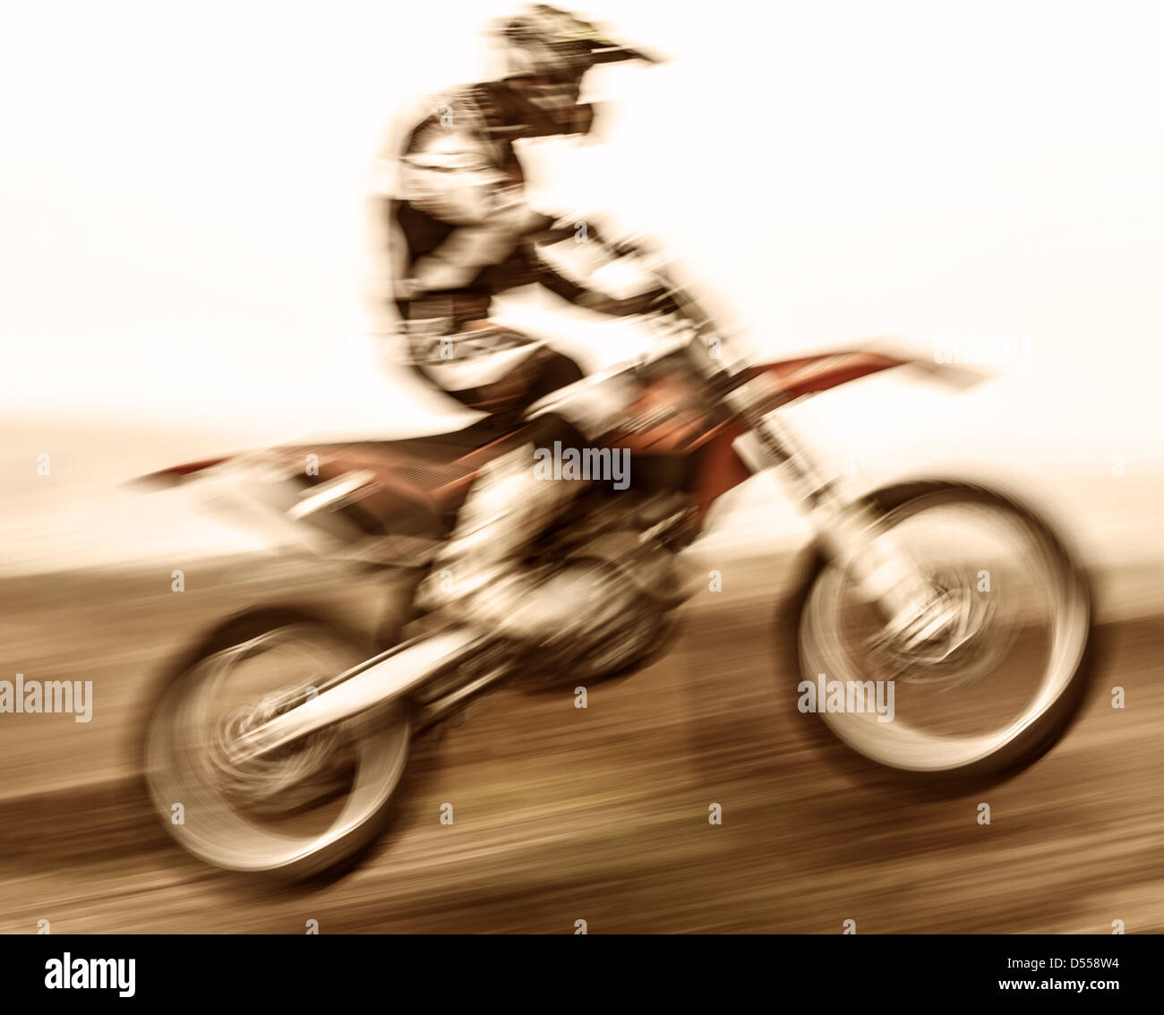 Sport extrême, le mouvement lent sur moto, pro race driver sautant sur le dirt bike, motocross, vitesse et concept défi Banque D'Images