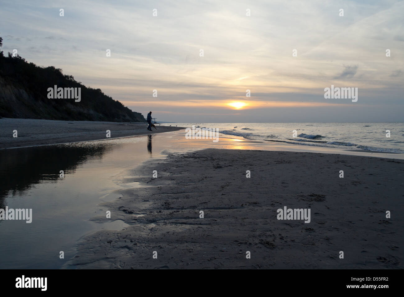 Rewahl, Pologne, Coucher de soleil sur la plage de Rewahl Banque D'Images