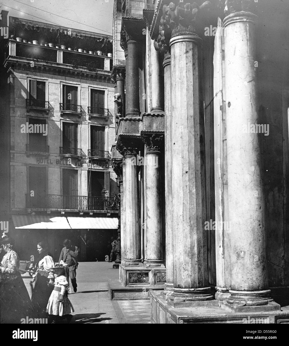 Photographie de : Basilique de Marc à Venise, Italie, capturée en 1895, montrant son étonnante architecture byzantine. Banque D'Images