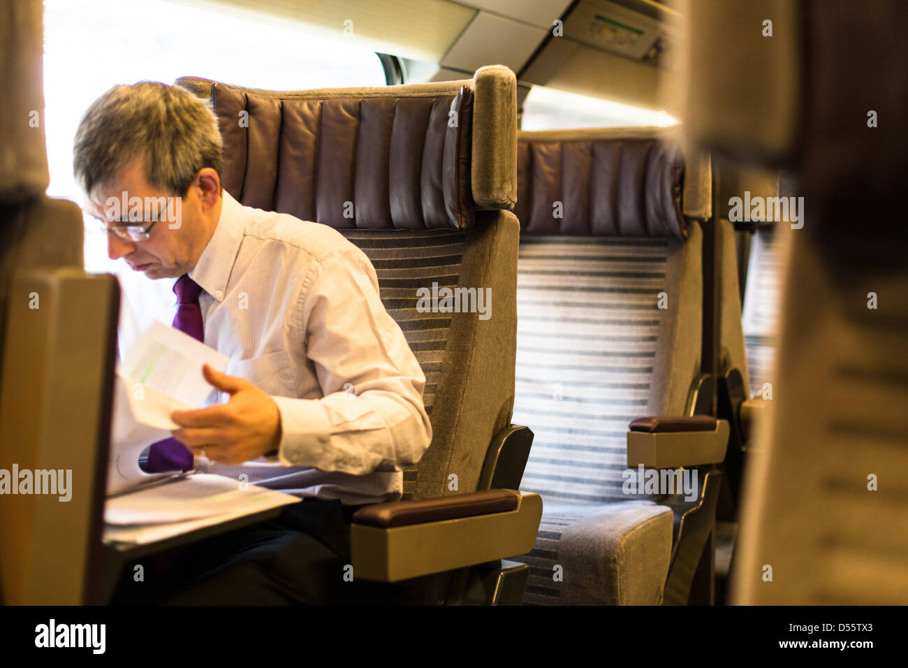 Transport de l'homme sur l'Eurostar Banque D'Images