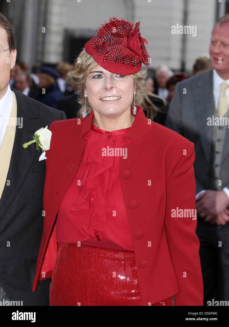 Le Prince Constantijn (hors cadre) et de la Princesse Laurentien des Pays-Bas à l'église mariage de Annemarie Gualthérie van WEEZEL et Prince Carlos de Bourbon de Parme à Abdij Ter La Cambre, (Abbaye) à Bruxelles, Belgique, 20 novembre 2010. Photo : Patrick van Katwijk Banque D'Images