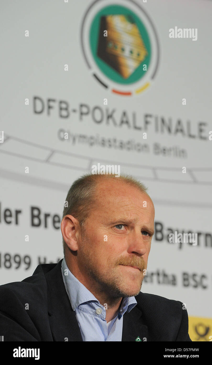 Thomas Schaaf, entraîneur-chef du Werder Brême lors d'une conférence de presse à Berlin, Allemagne, 14 mai 2010. Visages de Munich Brême en Allemagne DFB, qui aura lieu le lendemain à Berlin, le 15 mai 2010. Photo : Soeren Stache Banque D'Images