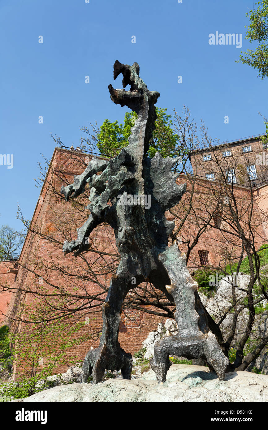 Wawel dragon smok wawelski sculpture Banque de photographies et d ...