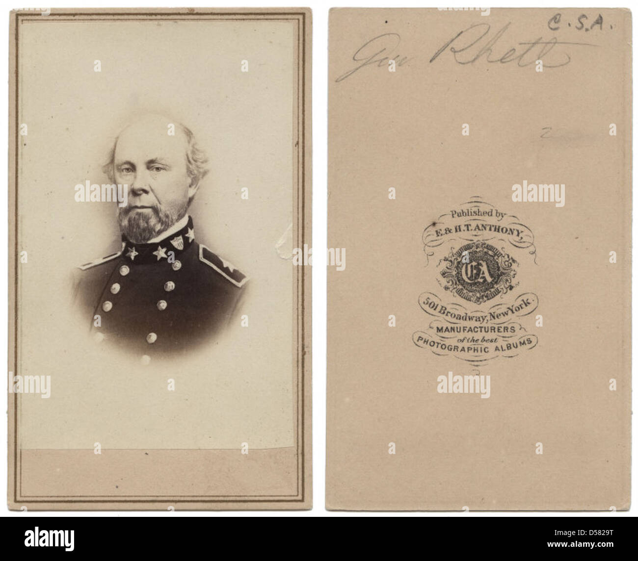 Portrait historique du général Rhett, officier confédéré pendant la guerre de Sécession. En tant que figure clé de la Confédération, Rhett est impliqué dans les opérations militaires et les questions politiques liées à la sécession des états du Sud de l'Union. Banque D'Images