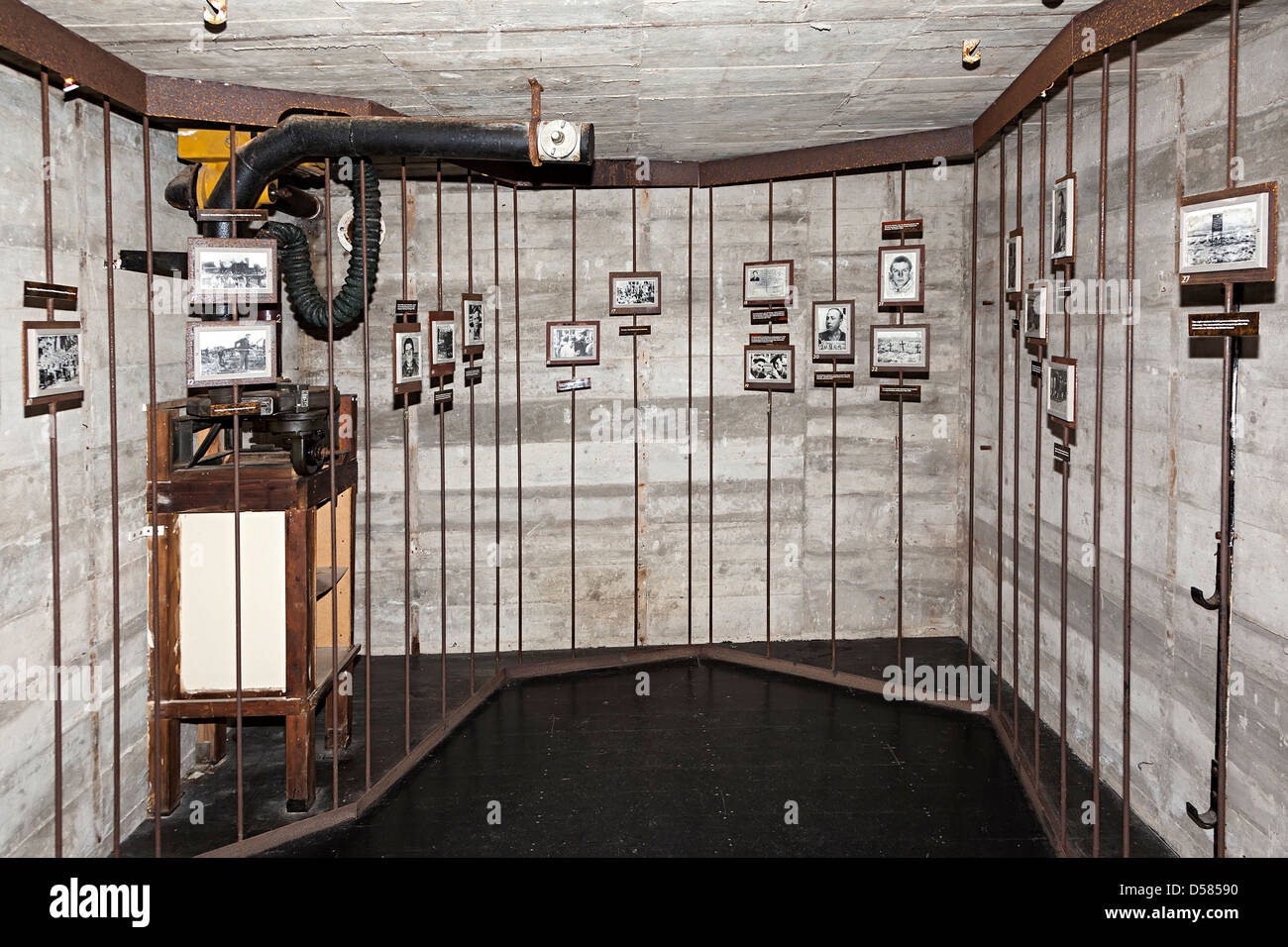 Le commandement allemand en mémorial au bunker de la Hougue Bie commémorant l'Islander prisonniers, Jersey, Channel Islands, Royaume-Uni Banque D'Images