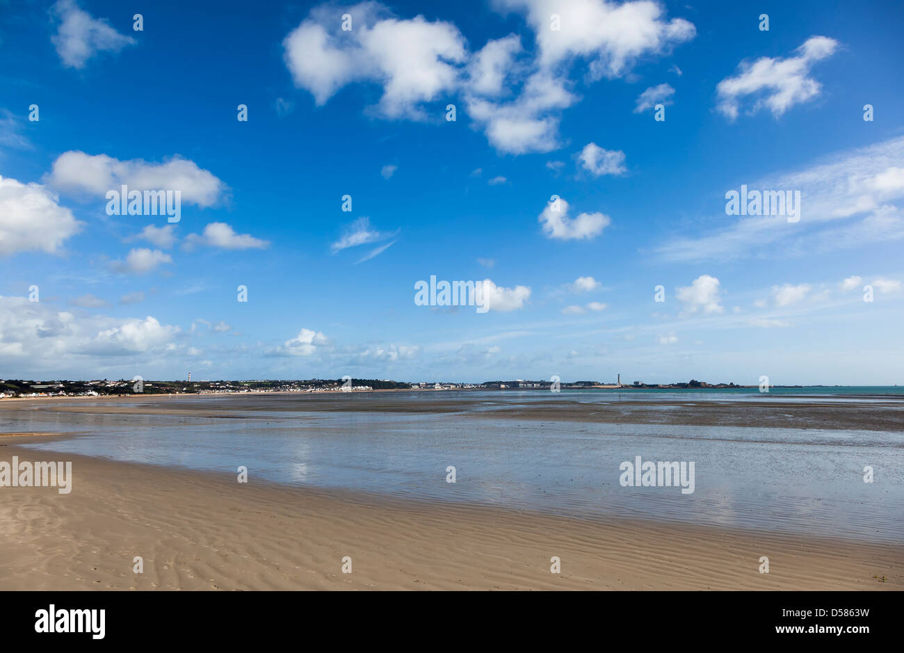 La baie de Saint-Aubin, la côte sud de Jersey, Channel Islands, Royaume-Uni Banque D'Images