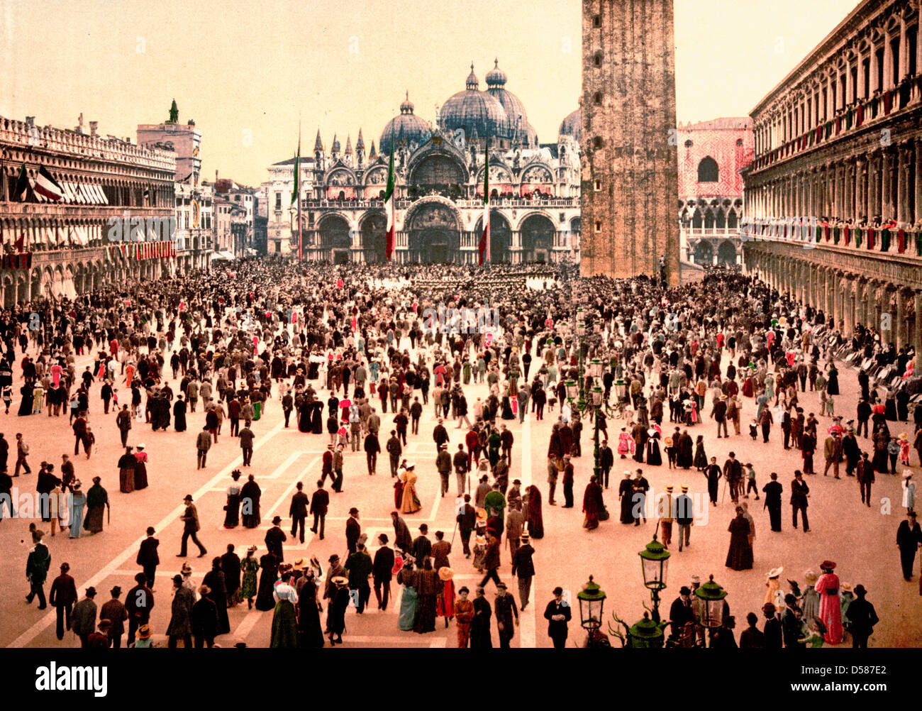 Concert à St Mark's Place, Venise, Italie, vers 1900 Banque D'Images