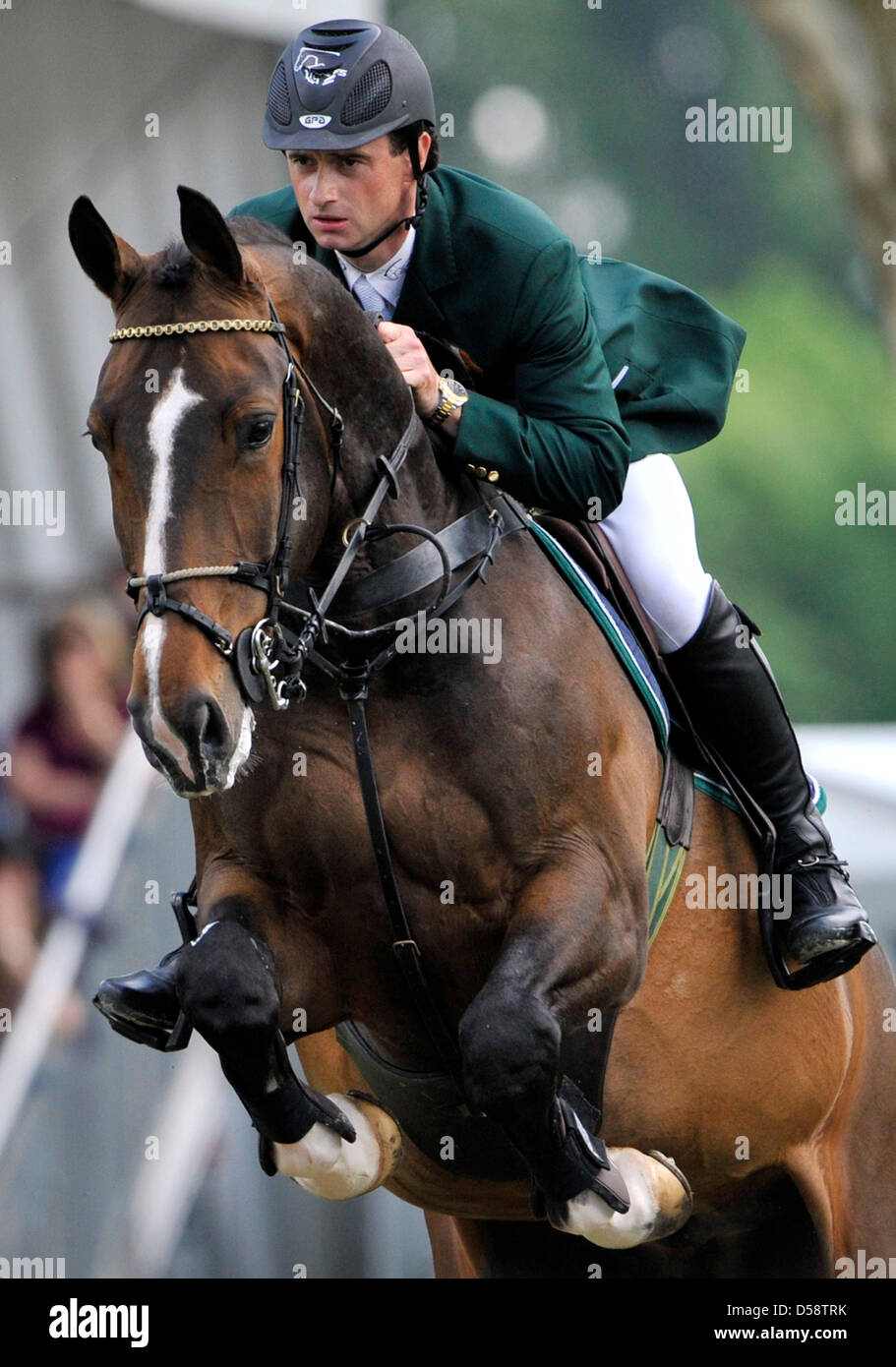 Cavalier Irlandais Denis Lynch Et Son Cheval Abberail Van Het Cavalier Irlandais Denis Lynch Et Son Cheval Abberail Van Het