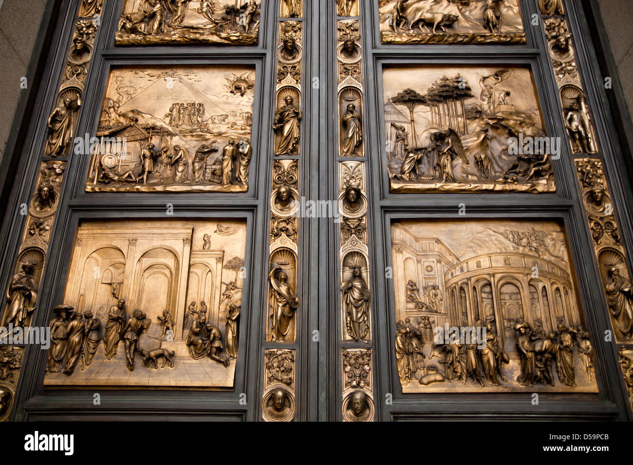 Détail de l'Ghiberti portes ou portes du paradis à Grace Cathedral, à San Francisco, Californie, États-Unis d'Amérique, USA Banque D'Images