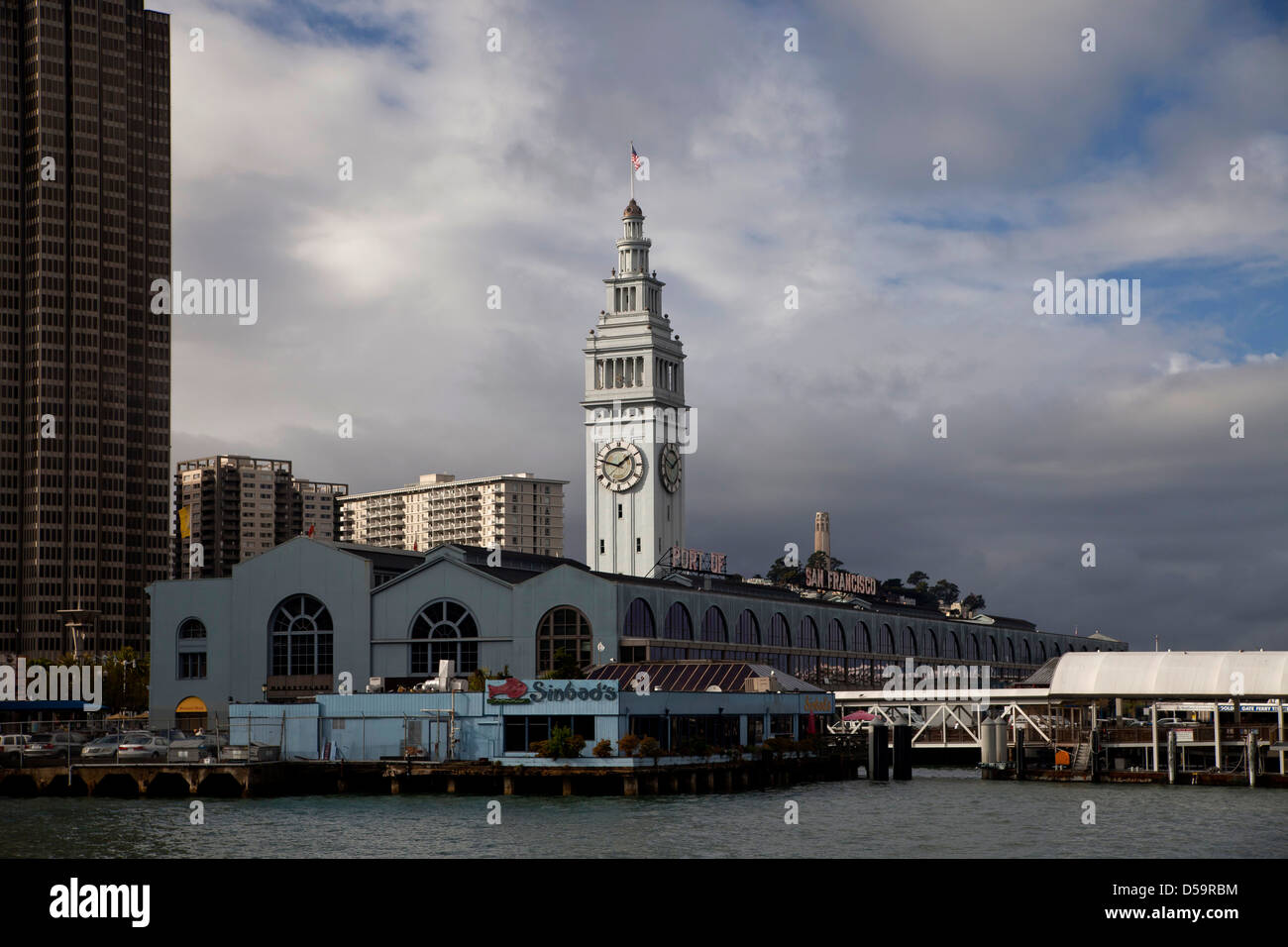 Port et tour Ferry Building, San Francisco, Californie, États-Unis d'Amérique, USA Banque D'Images