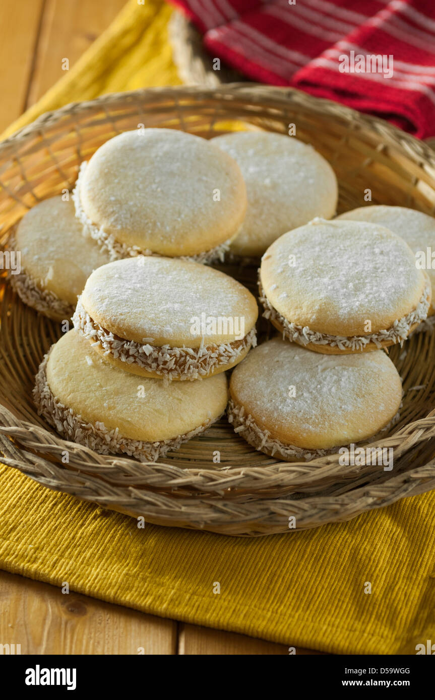 Les cookies ou d'Amérique du Sud Alfajores biscuits Banque D'Images