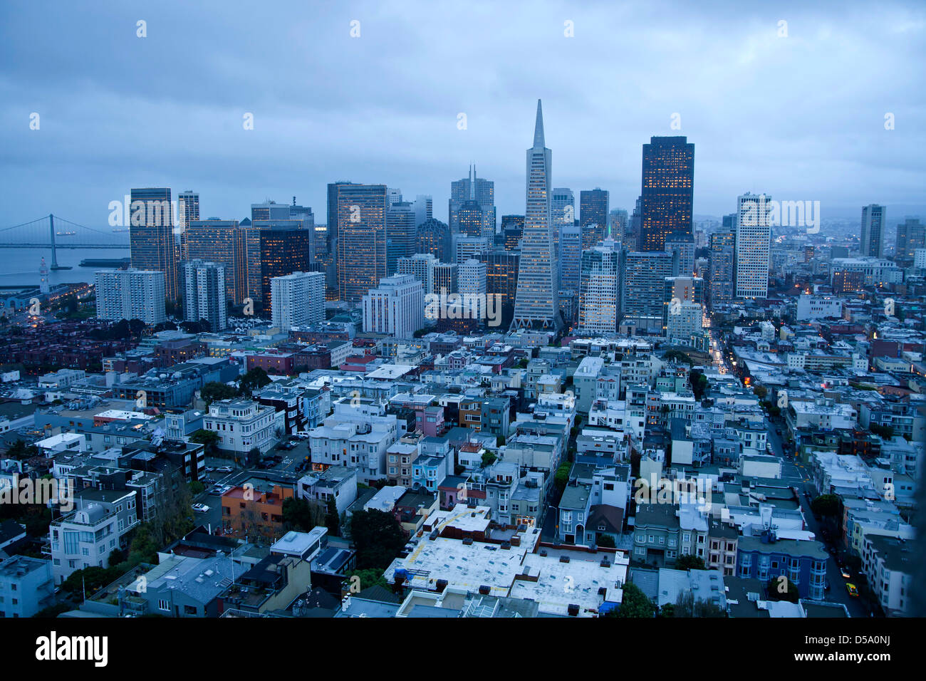 Le centre-ville de San Francisco Skyline vu de la Coit Tower, California, United States of America, USA Banque D'Images