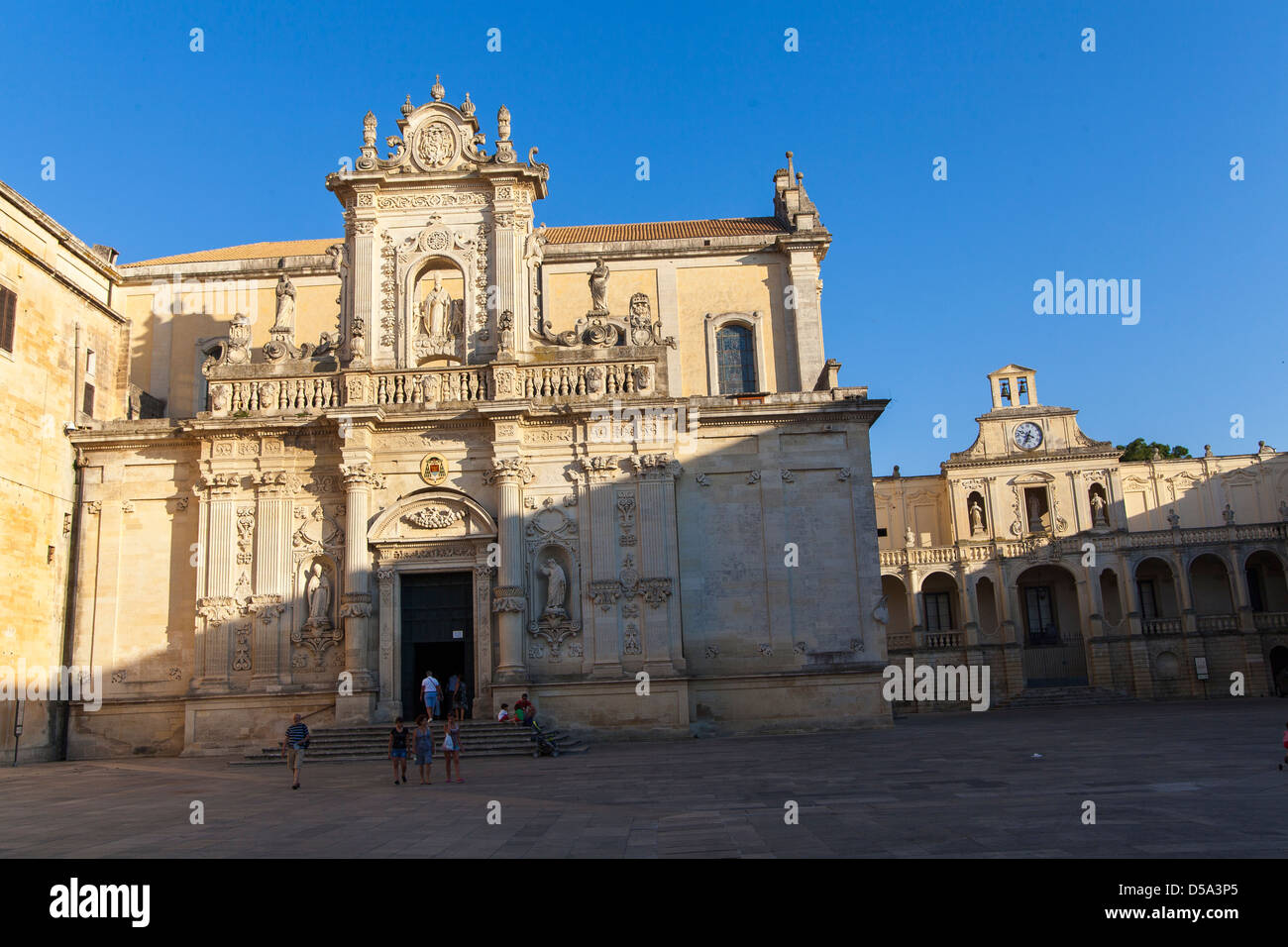 Cathédrale du Duomo di Lecce Piazza del Duomo Italie Pouilles Lecce Banque D'Images