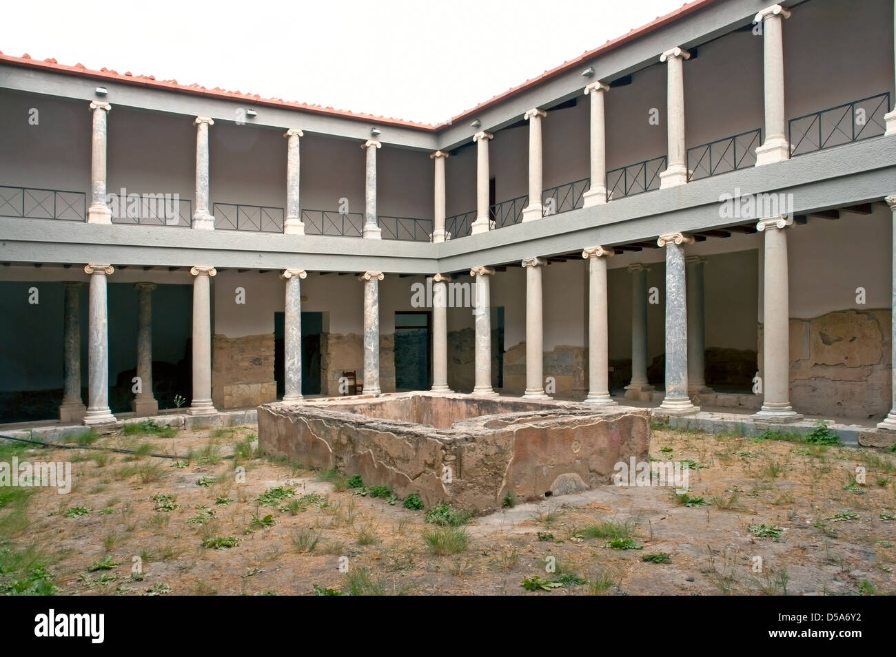 Ruines d'une villa romaine à la périphérie de la ville de Kos sur l'île grecque de Kos dans le Dodécanèse group Banque D'Images