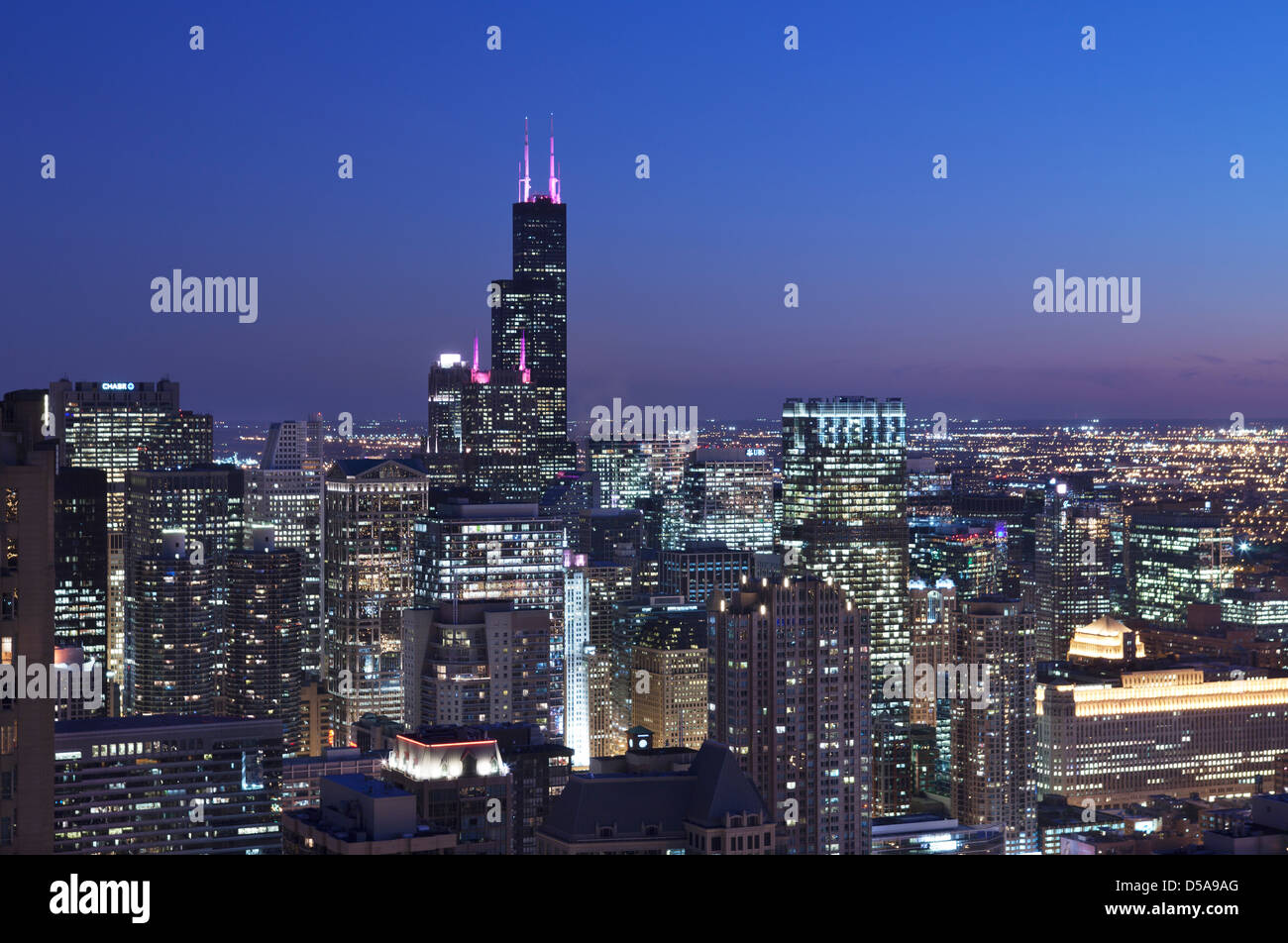 WILLIS TOWER SKYLINE DE BOUCLE SUR LE TOIT 900 North Michigan DOWNTOWN CHICAGO ILLINOIS USA Banque D'Images