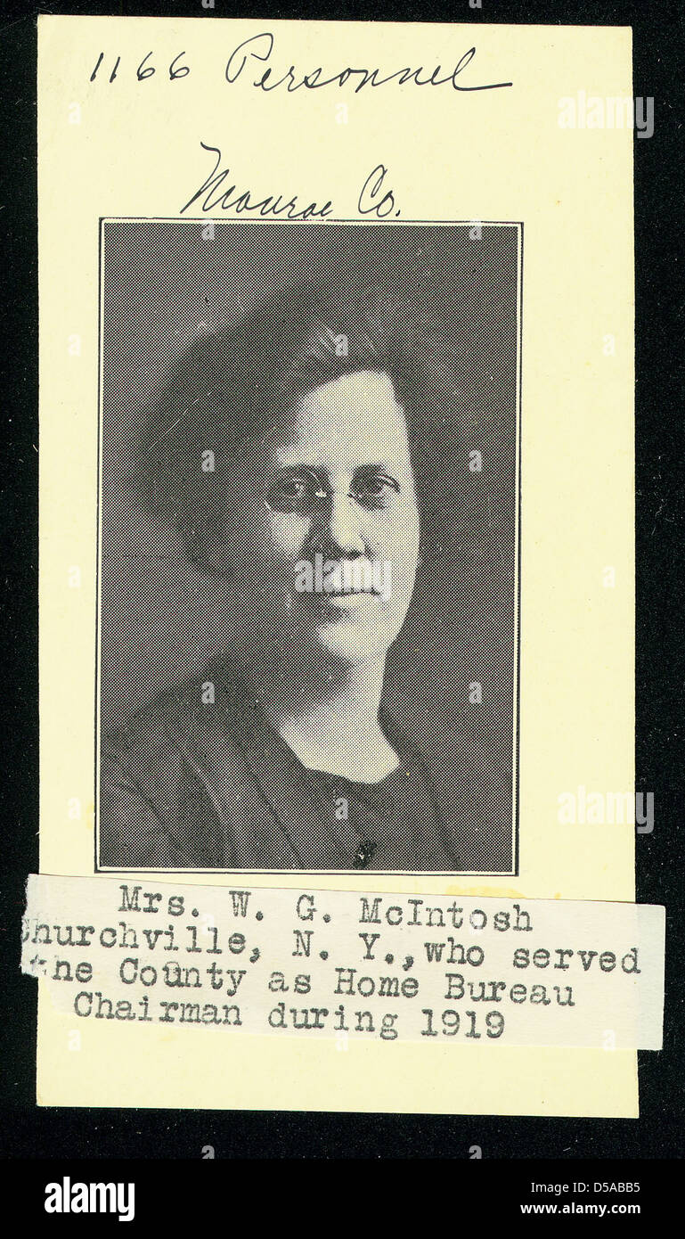 Projeté, imprimé photo de Mme W.G. McIntosh, de Churchville, qui ont servi le comté de Monroe comme ... Banque D'Images