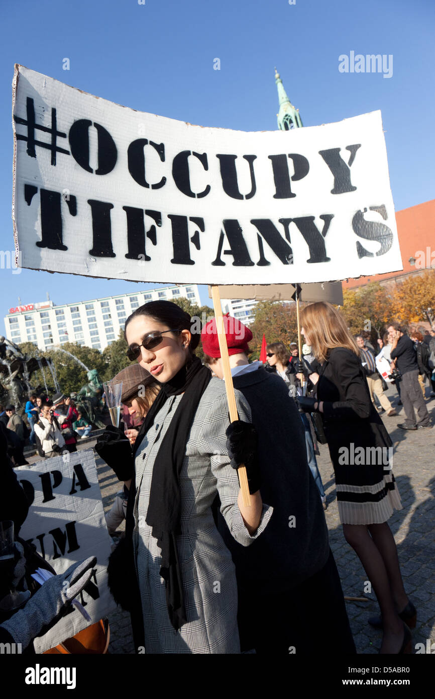 Berlin, Allemagne, les partisans du mouvement Occupy le démontrer dans le centre-ville Banque D'Images