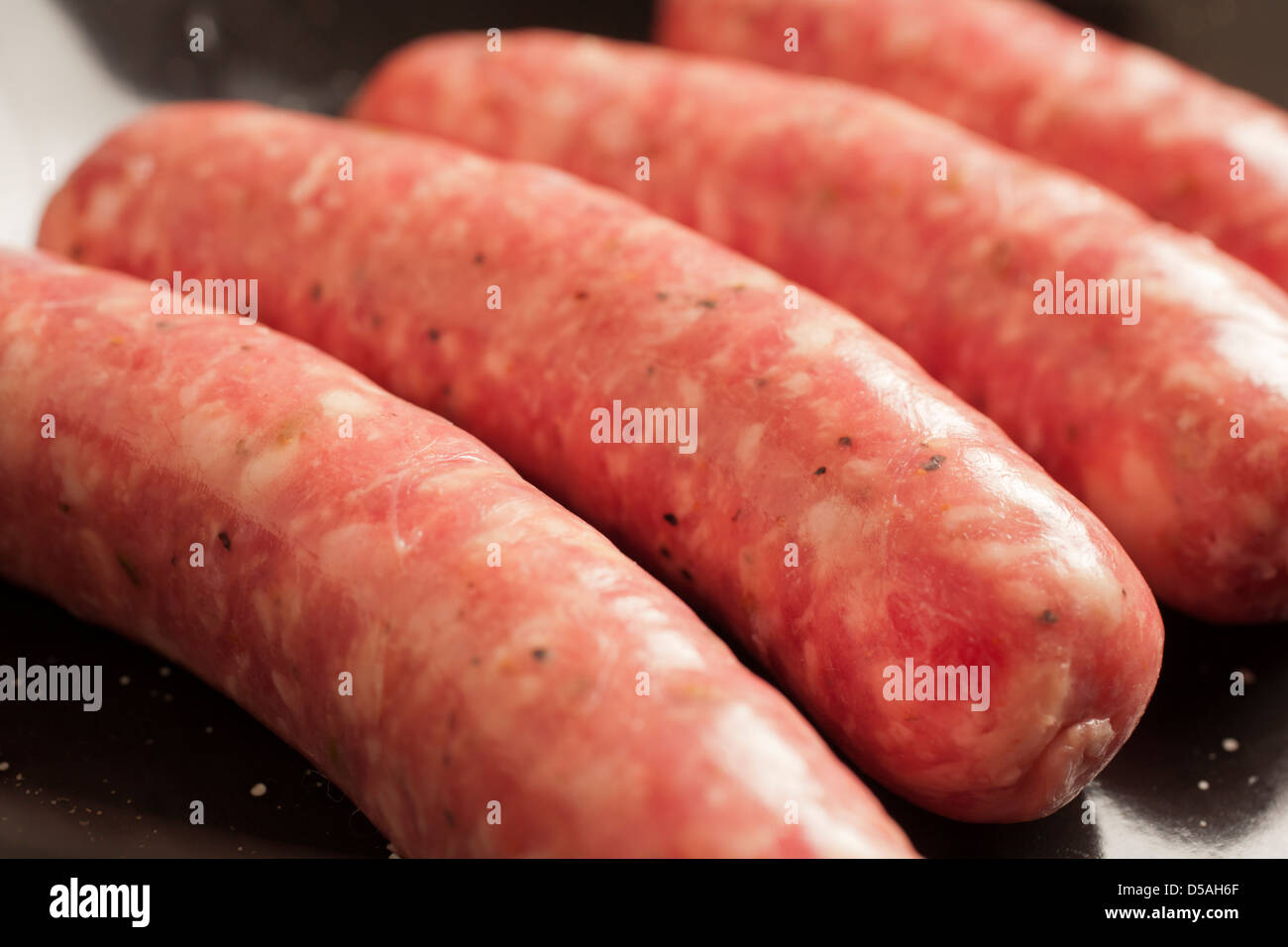 Saucisse de porc doux crus, parfois appelé 'Italien' Banque D'Images