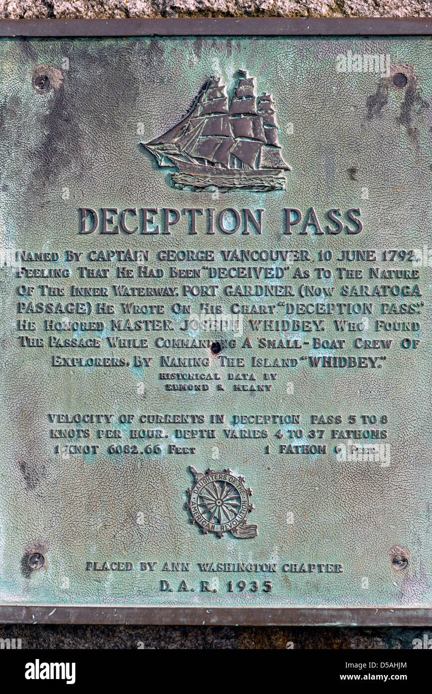 Col Deception repère historique par col Deception pont qui relie l'île de Whidbey Island et réussir dans l'état de Washington. Banque D'Images