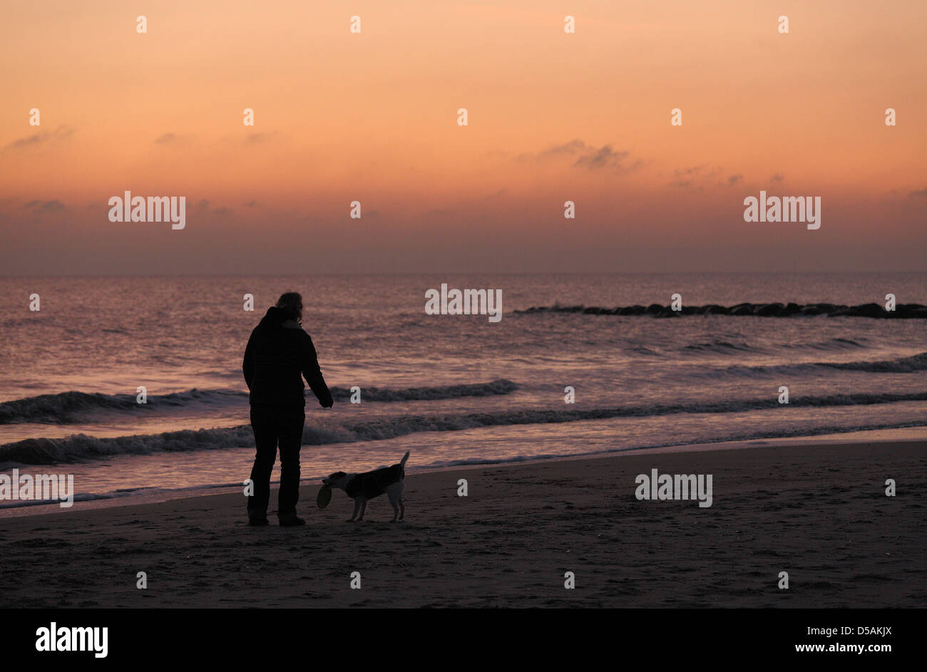 Blavand, Danemark, coucher de soleil sur la plage de la mer du Nord Banque D'Images
