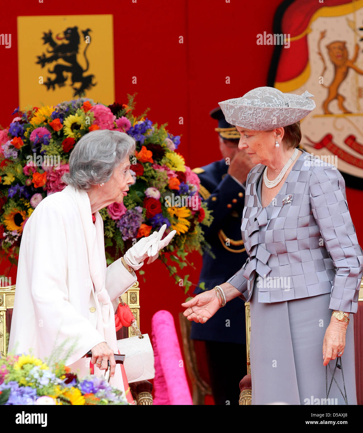 Queen paola queen fabiola belgium Banque de photographies et d’images à ...