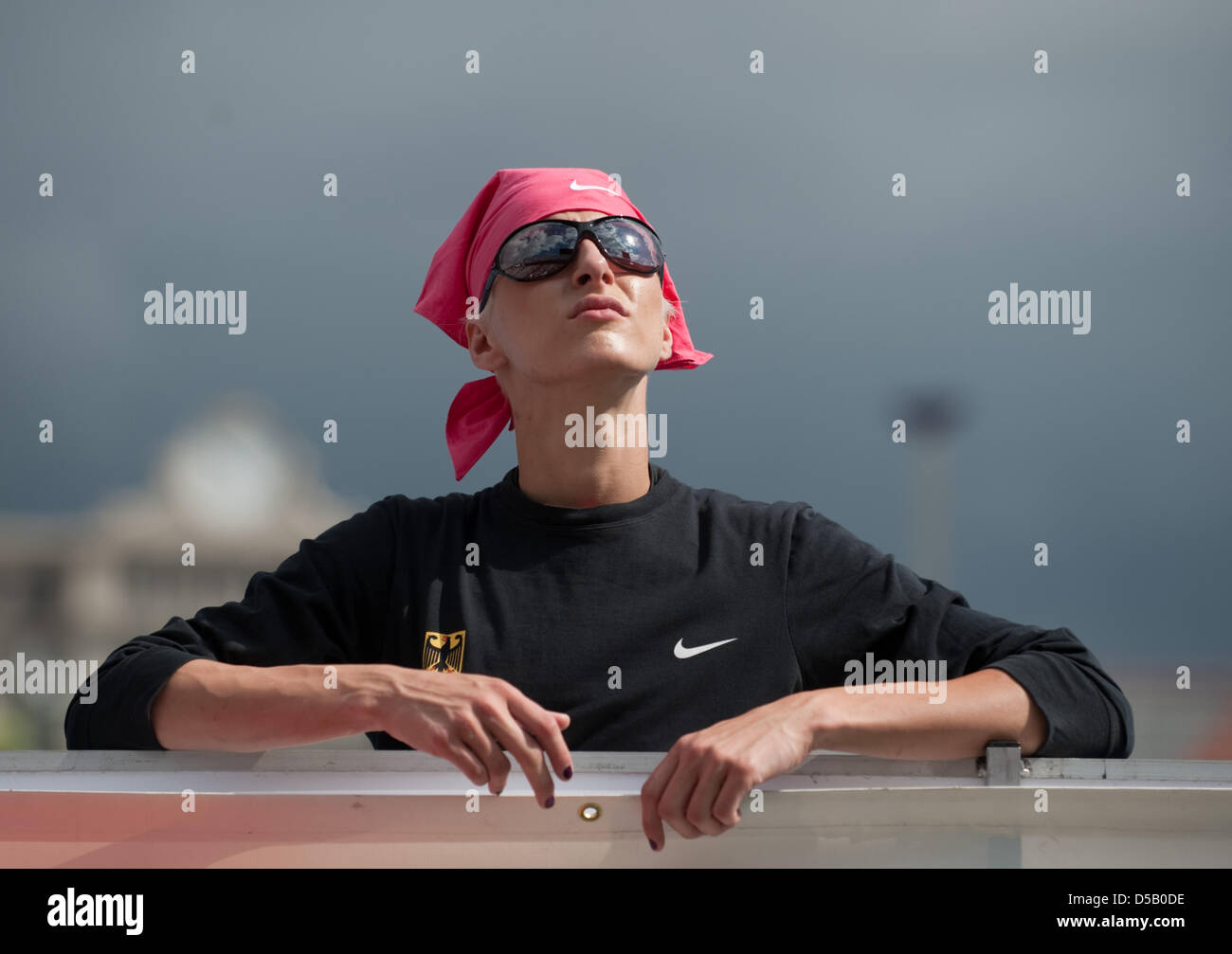 Haut allemand Friedrich Ariane cavalier recherche après son aller au stade olympique Lluis Companys au cours de l'European Athletics Championships à Barcelone, Espagne, 30 juillet 2010. Photo : Bernd Thissen Banque D'Images