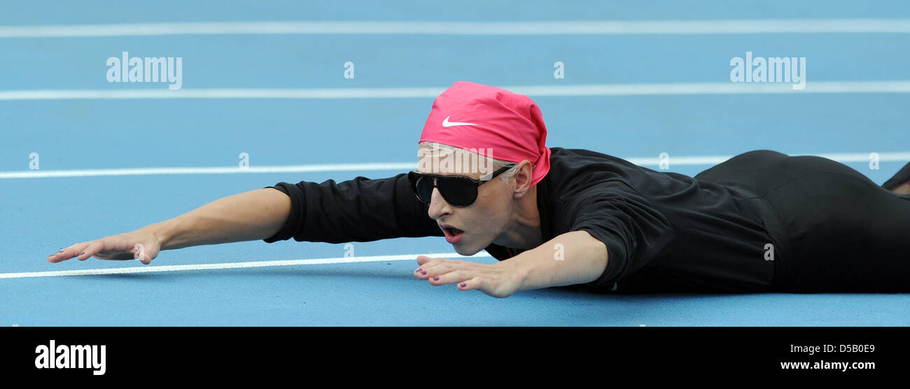 Ariane cavalier allemand Friedrich exerce au stade olympique Lluis Companys au cours de l'European Athletics Championships à Barcelone, Espagne, 30 juillet 2010. Elle s'est qualifié pour la finale. Photo : RAINER JENSEN Banque D'Images