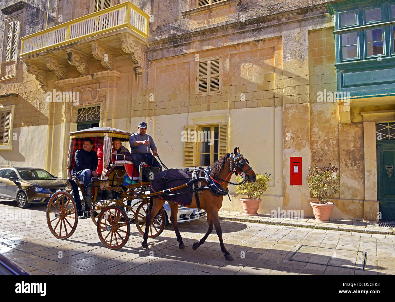 Taxi à cheval dans Mdina, Malte Banque D'Images